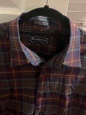 Mens Burberrys Button Up